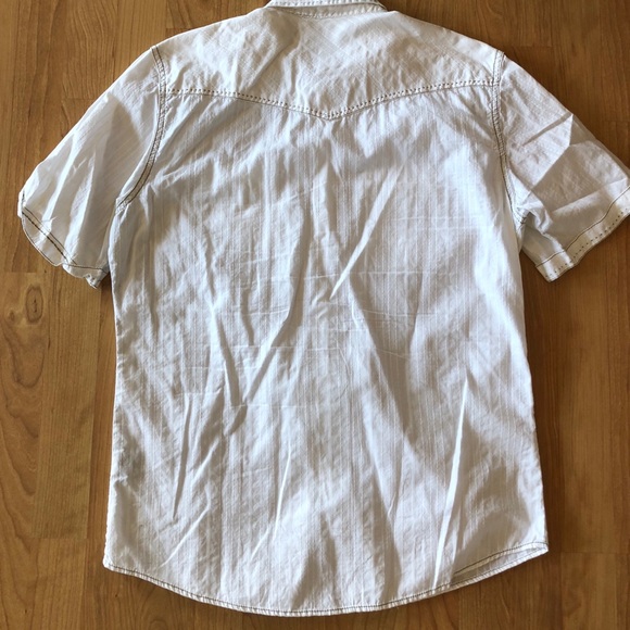 Like new Men’s BKE Shirt - Picture 2 of 3